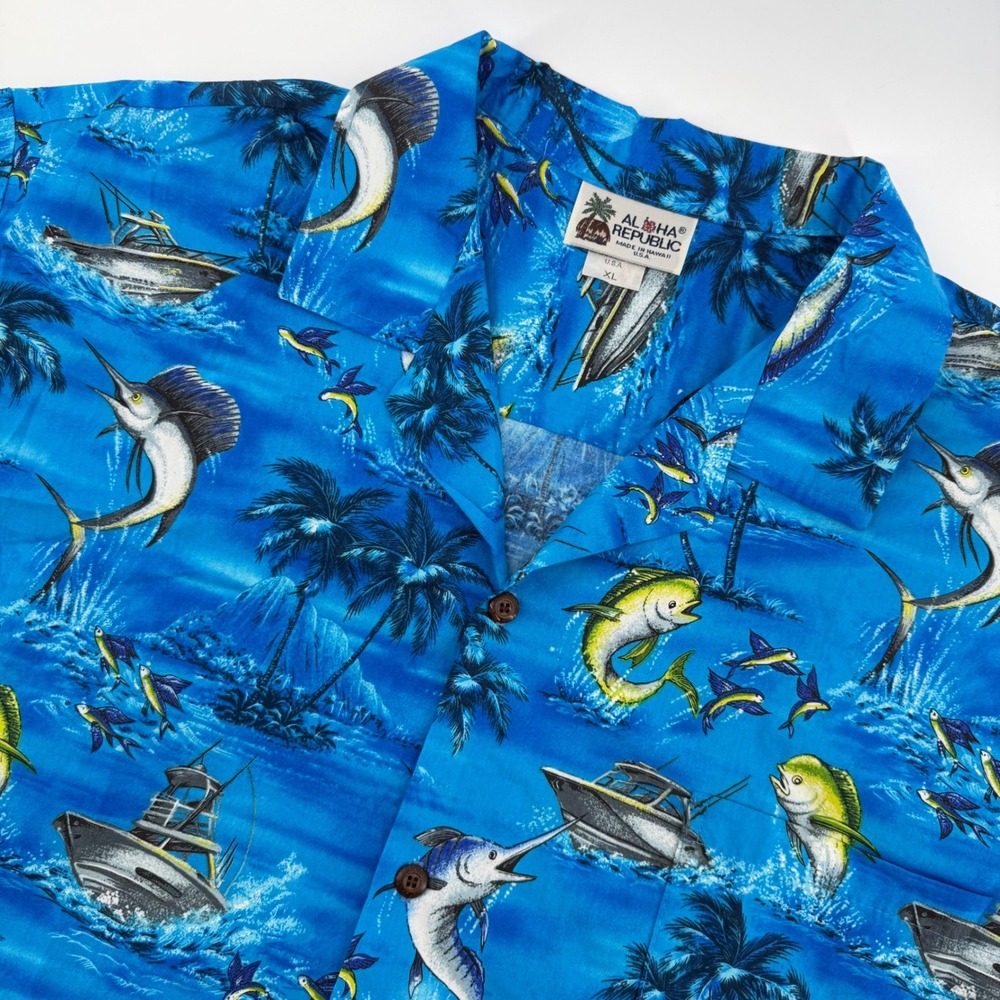 Aloha Republic Mens XL Blue Fishing Sailboat‎ Palm Tree Hawaiian Shirt